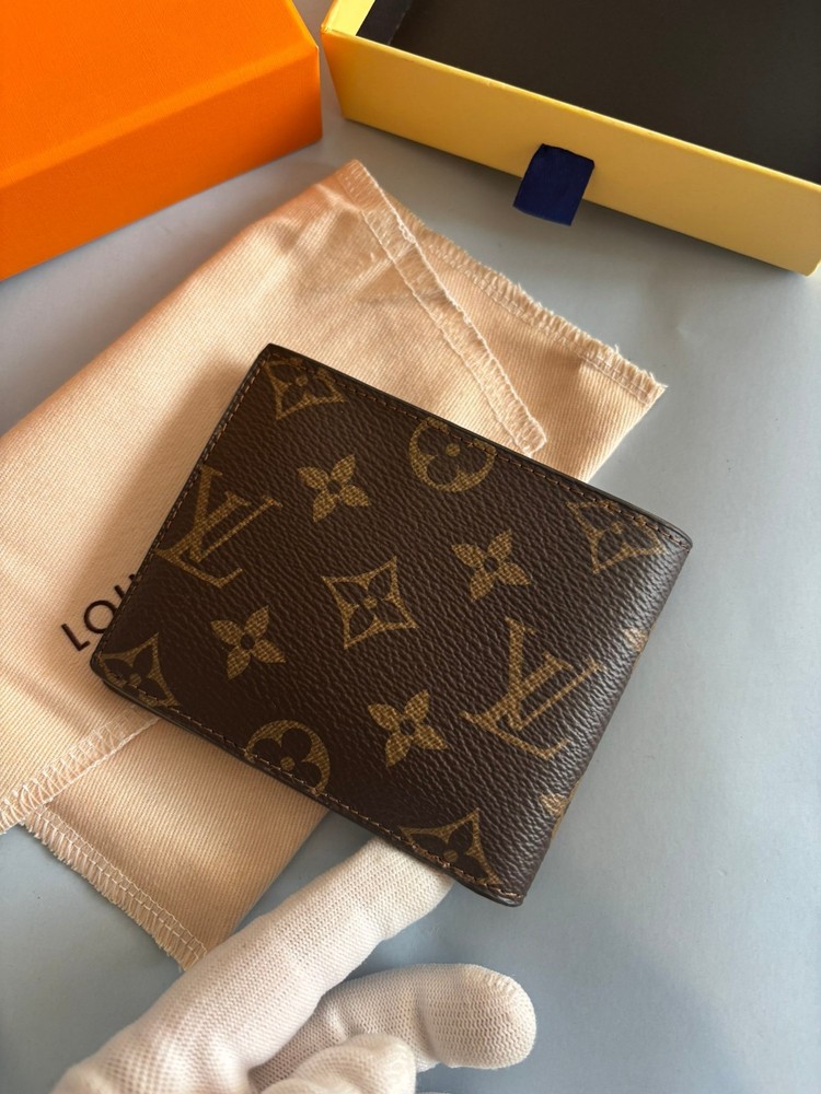 Louis Vuitton Louis Vuitton Brown Keychain
