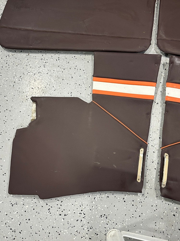 CESSNA 172 C CABIN INTERIOR PANELS - LOWER
