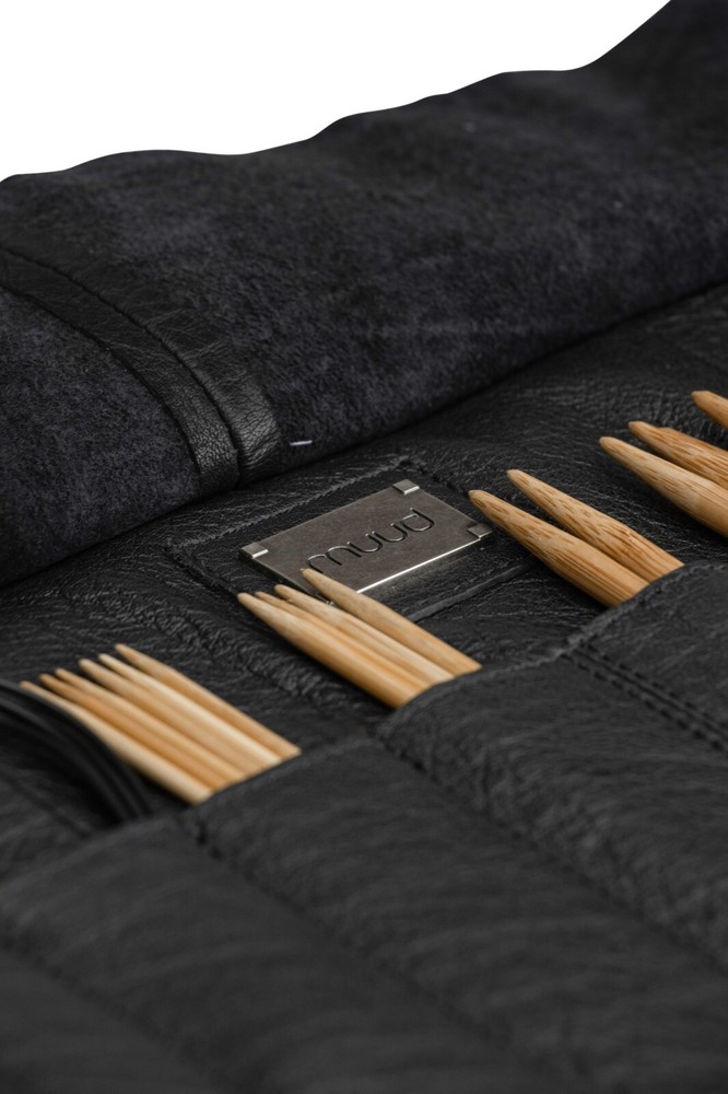 MUUD BEA KNITTING needle case, crochet hook case