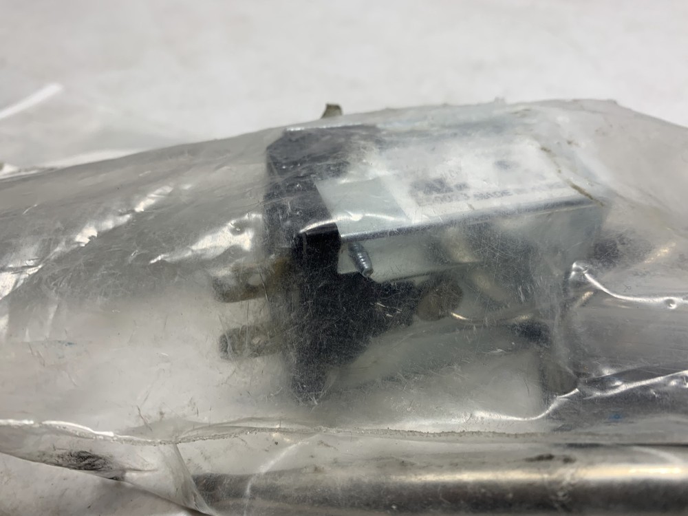 Peco TC125-004 Temperature Control