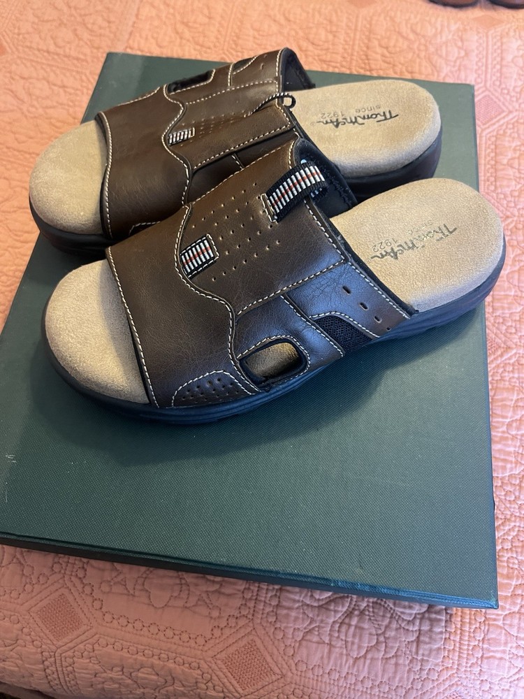 Thom McAn Men’s Slippers