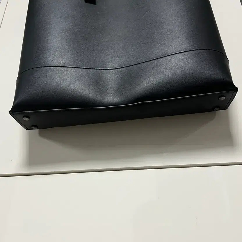 Doff Jason Leather Strap Ring Handle Tote Bag (Ring Removed) Official