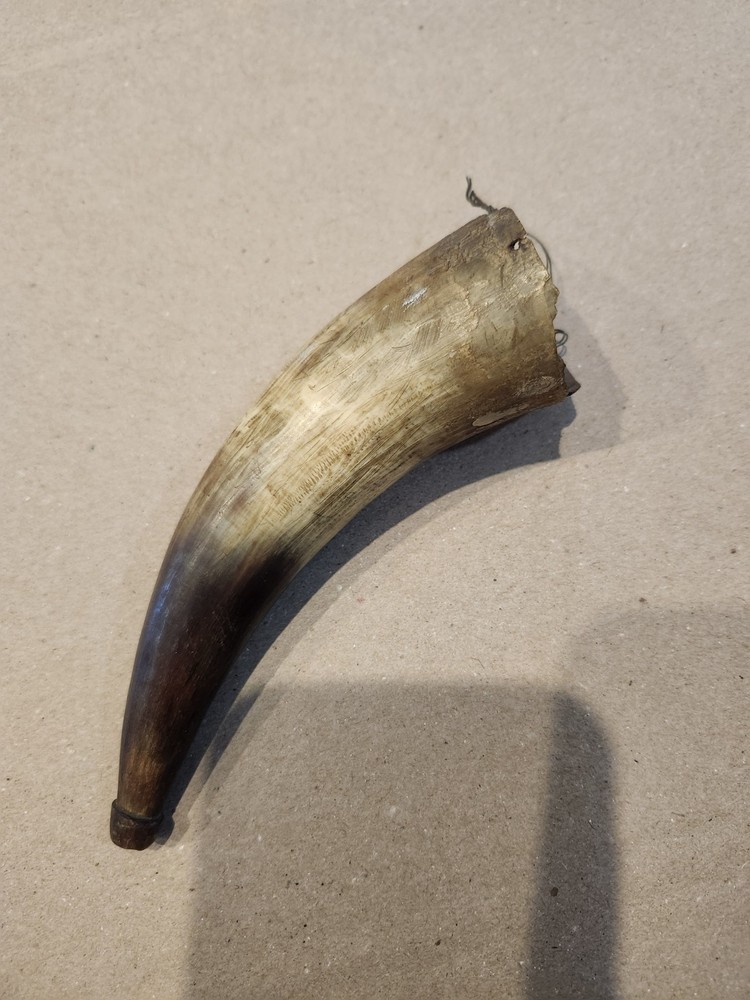 Antique Gun Powder Horn