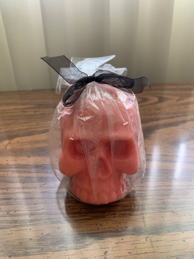 Candle PINK SKULL - Goth Halloween Spooky