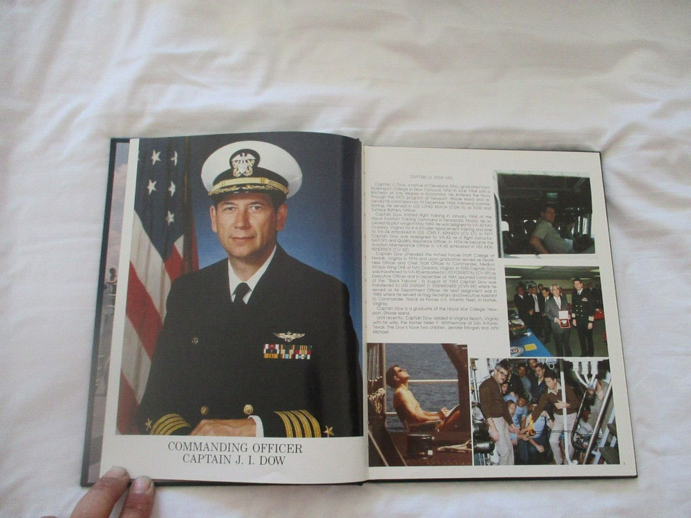 US Navy USS Duluth LPD-6 1989 WESTPAC Deployment Cruise Book
