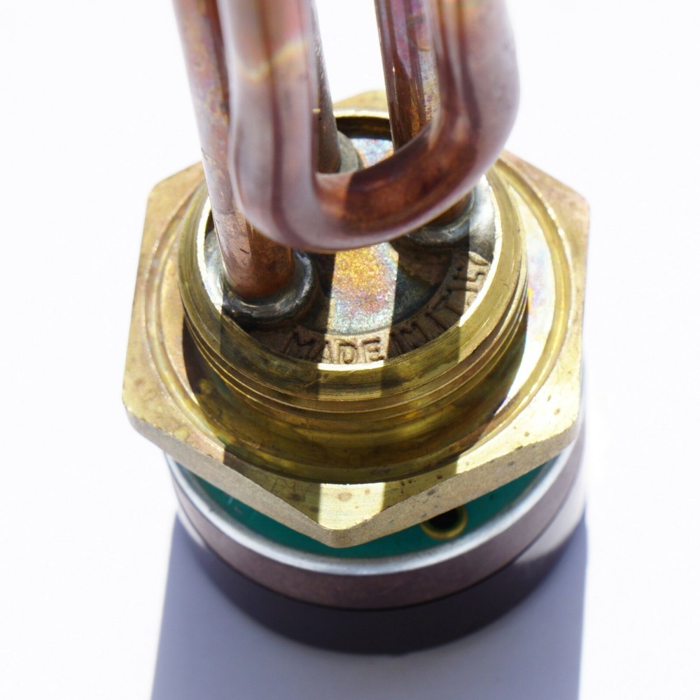 SOLAR TANK HEATING ELEMENT 3000W 1 1/4" BSP WITH ROD THERMOSTAT RTS RECO