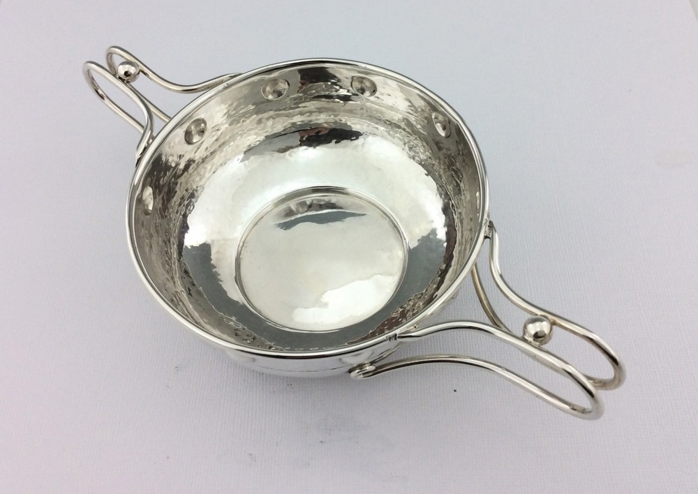 A E JONES SILVER QUAICH , 2 HANDLED BOWL ARTS & CRAFTS SOLID