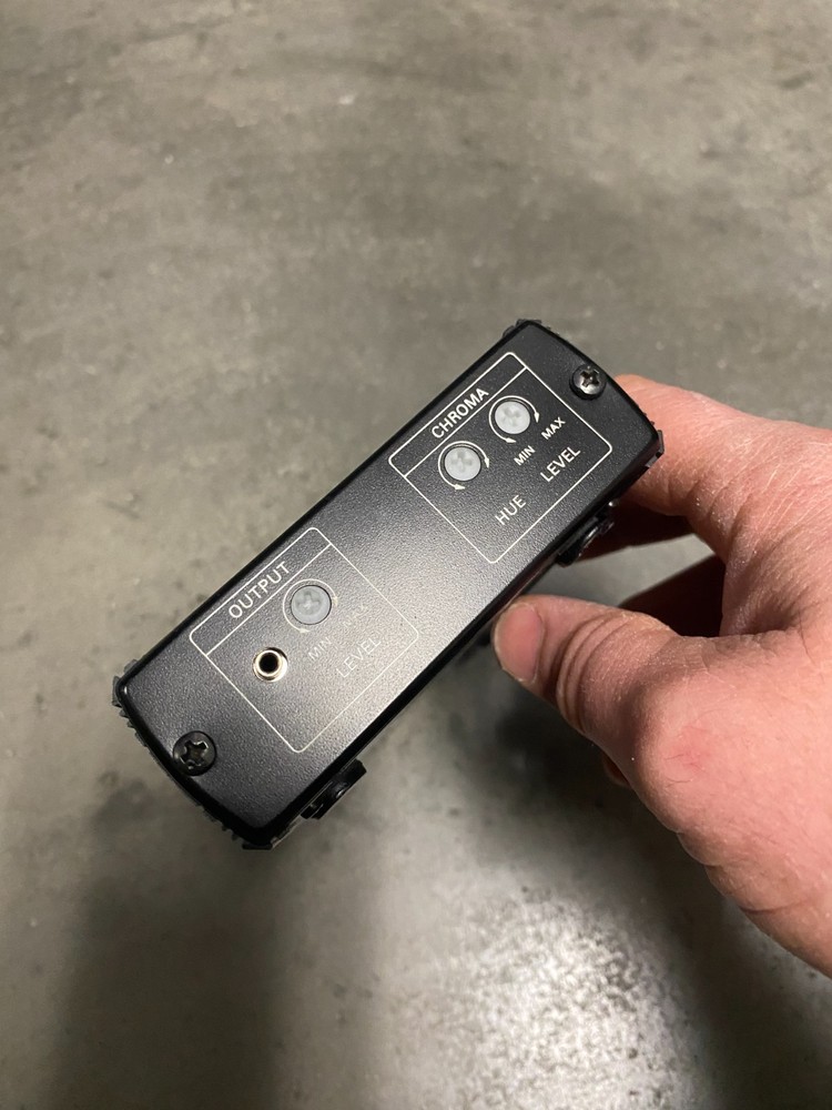 TENMA 72-865 Portable Color Pattern Generator