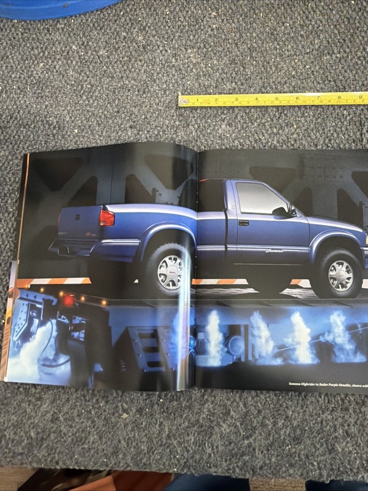 Original 1996 GMC Sonoma Sales Brochure