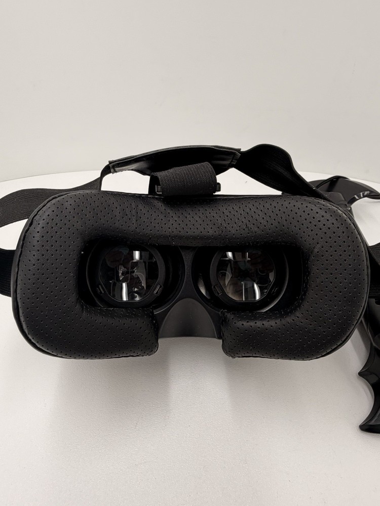 Batman VRSE VR Headset w Batarang Controller DC Smartphone VR System Set