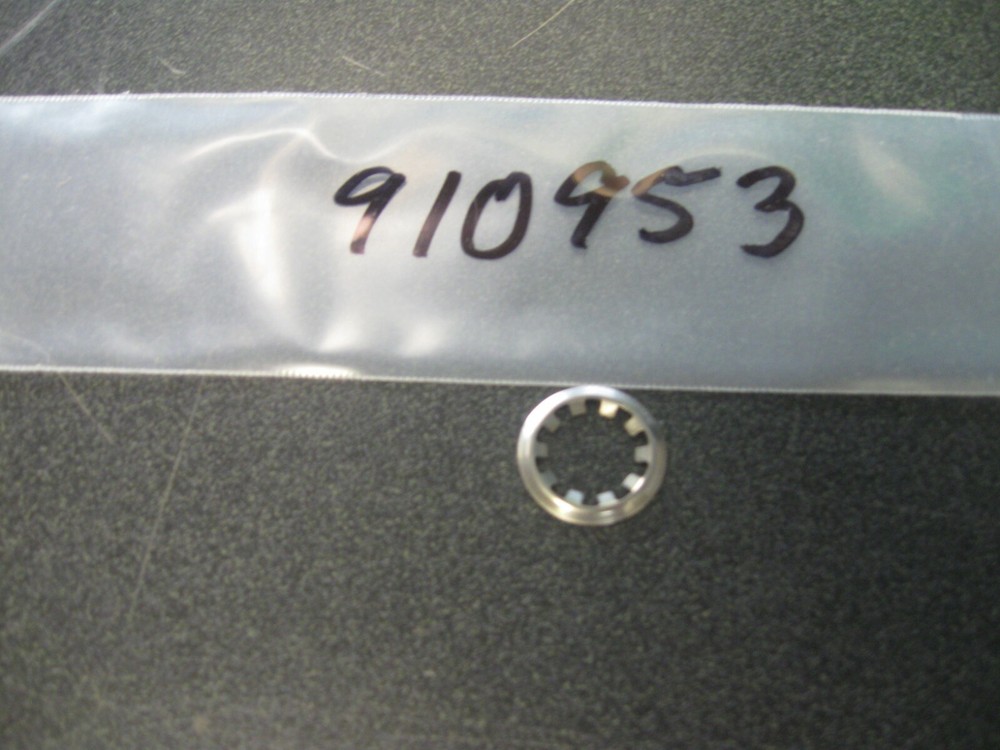 JOHNSON EVINRUDE OMC THRUST PLATE RETAINING RING 0910953 JO92