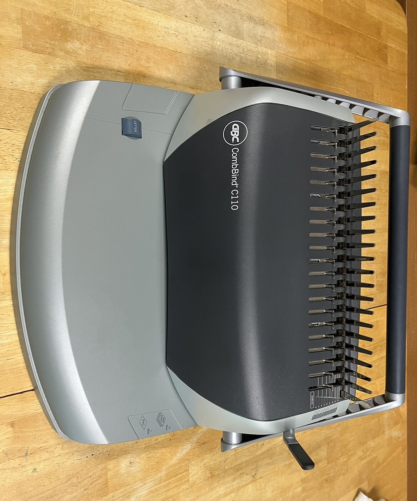GBC CombBind C110 Binder Punch Comb Machine Binding. With Accessories