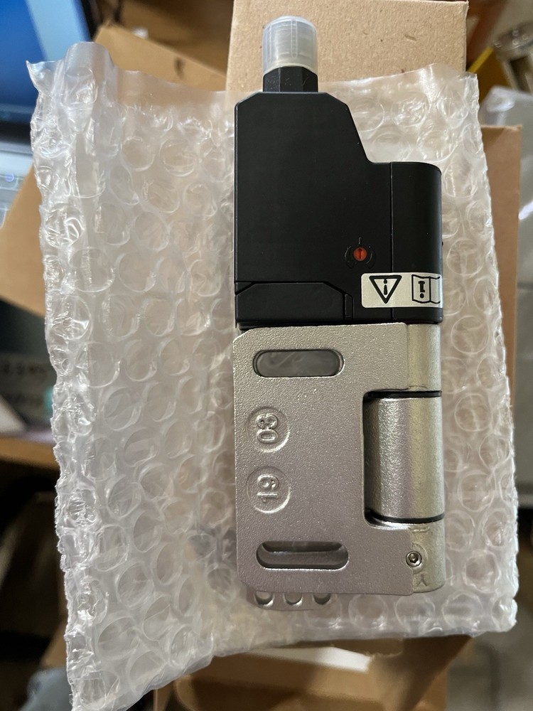 Banner Engineering SI-HG63FQDL Hinge Safety Interlock Switch