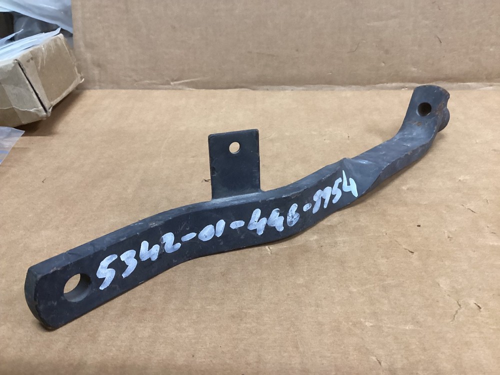 Bracket engine , support alternator/200amp/HMMWV 5342-01-446-8954