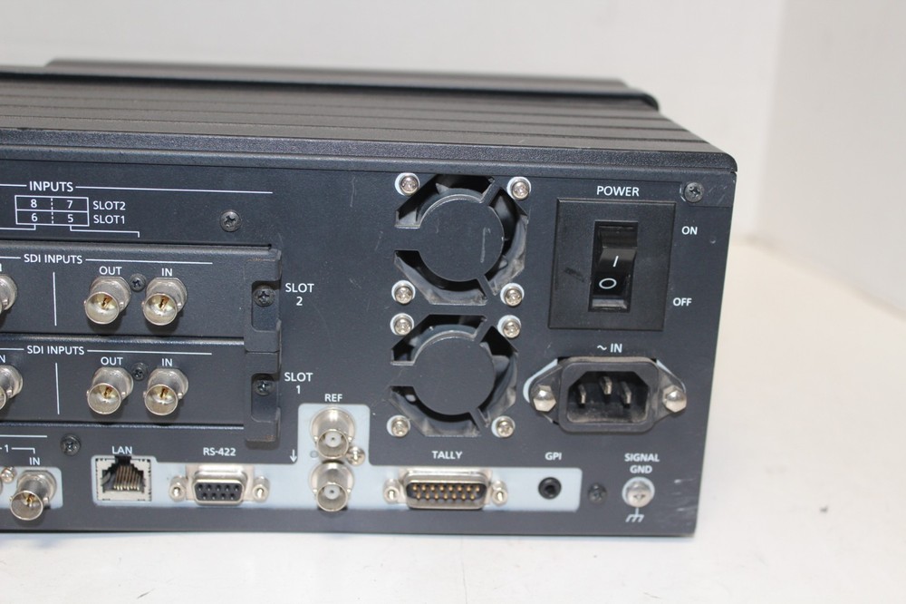 PANASONIC AV-HS400N Multi Format Live Switcher *Powers on