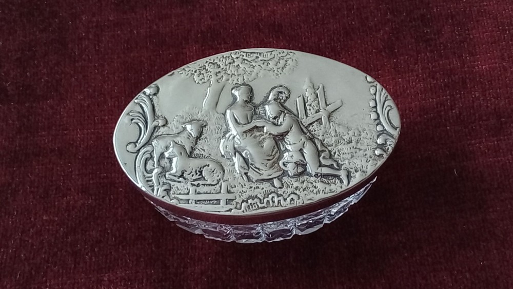 William Comyns Sterling Silver And Cut Glass Trinket Box.