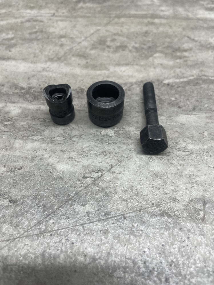 Greenlee 500-6996 / 500-4235 1/2” Diameter Knockout Set / Panel Punch, Used
