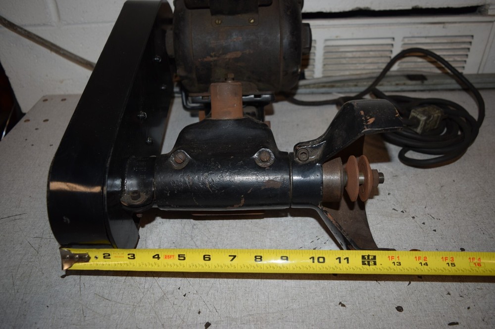 Dumore 77 Mogul Tool Post Grinder 1/2 hp