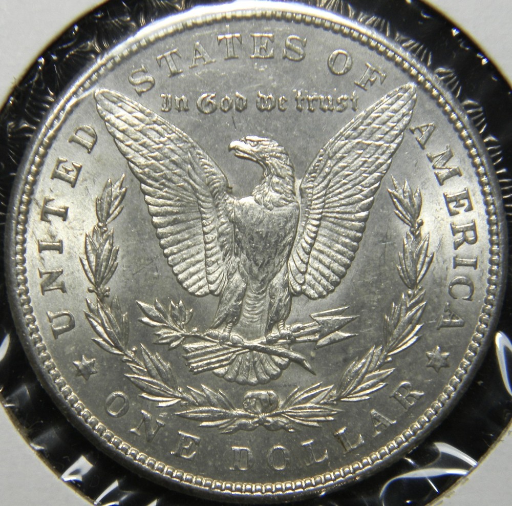 1900 MORGAN SILVER DOLLAR IN BRIGHT BU CONDITION
