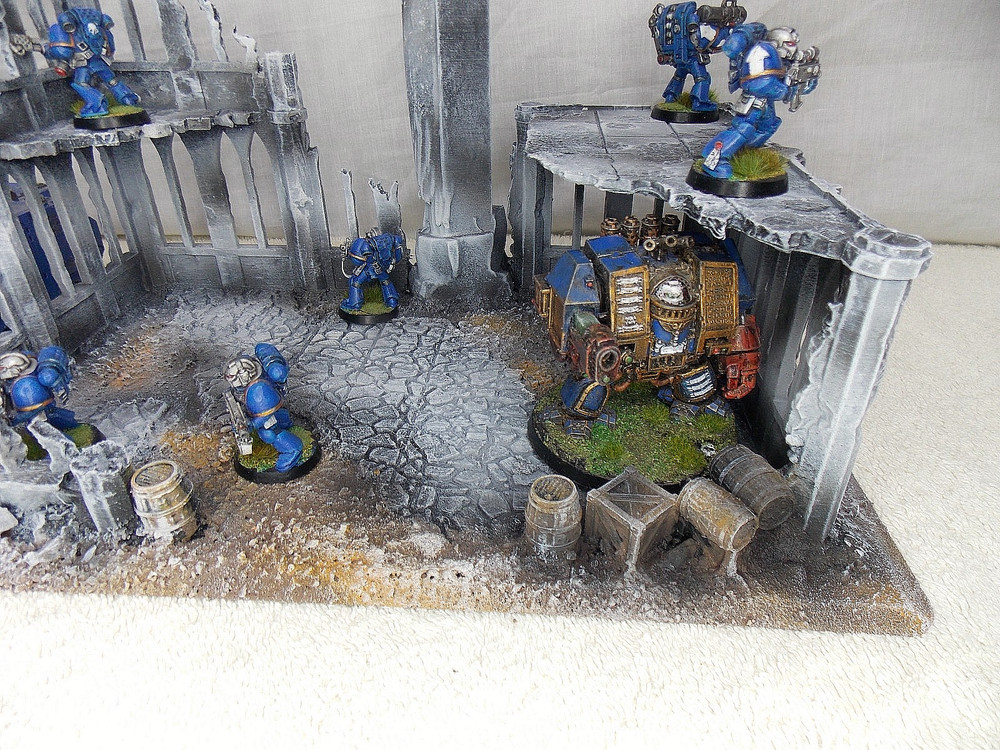 WARGAMING TERRAIN PAINTED BUILDING