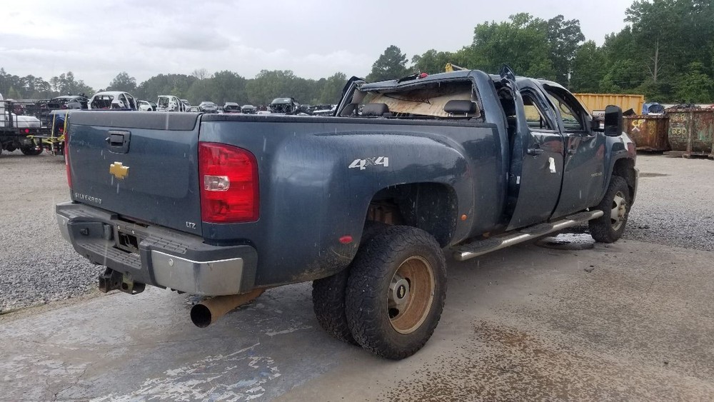 13 CHEVY SILVERADO 3500 RADIATOR CORE SUPPORT STRUCTURE