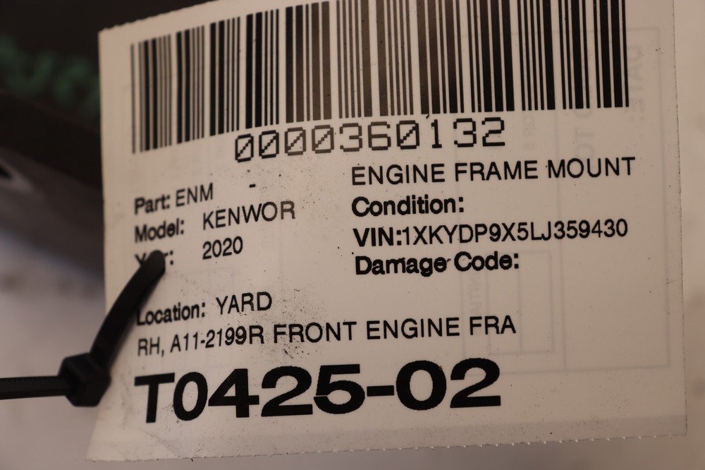 2013-2020 KENWORTH T680 PACCAR MX-13 FRONT RIGHT ENGINE FRAME MOUNT BRACKET OEM