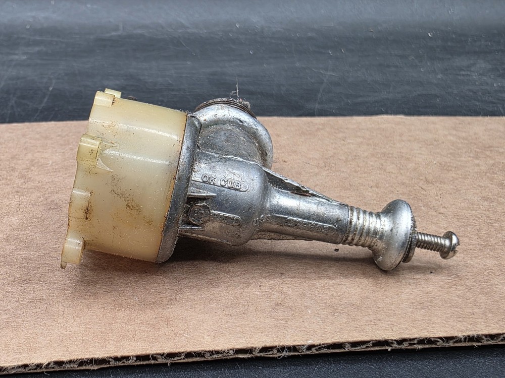 Vintage OK Cub 060 Control Line Tether Plane Engine Model Motor Airplane Model