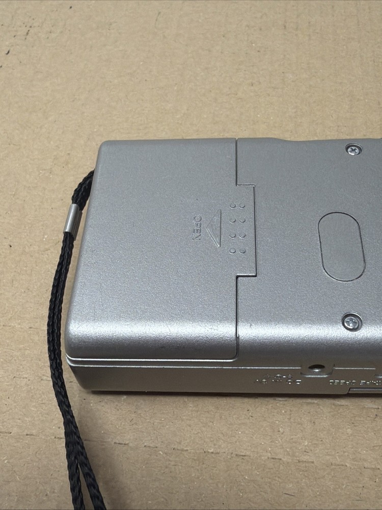 Sony M-530V Handheld Cassette Voice Recorder Untested