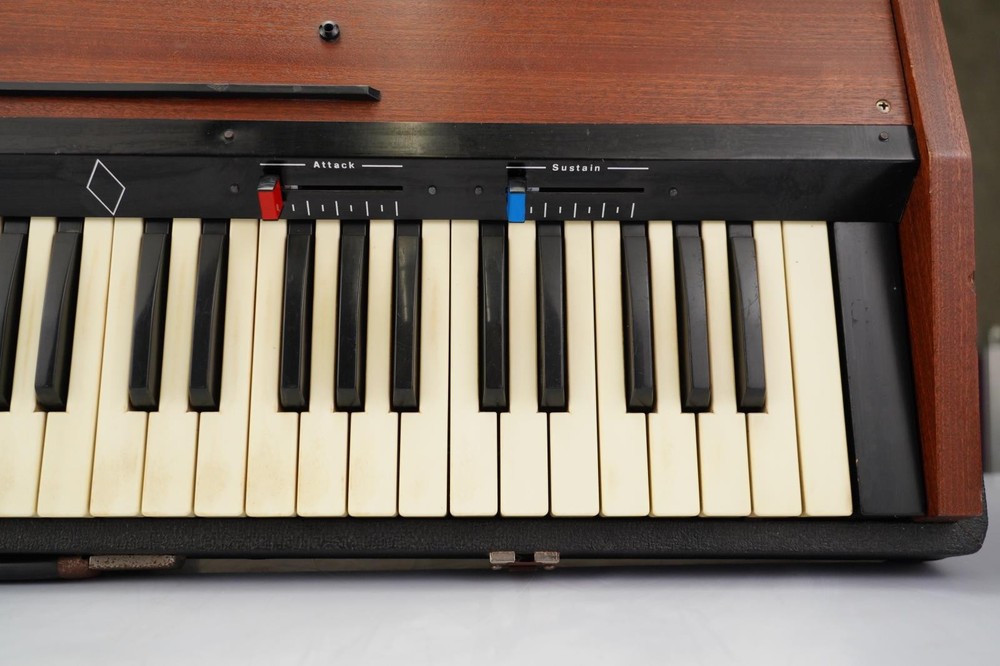 Logan String Melody Synthesizer #57571