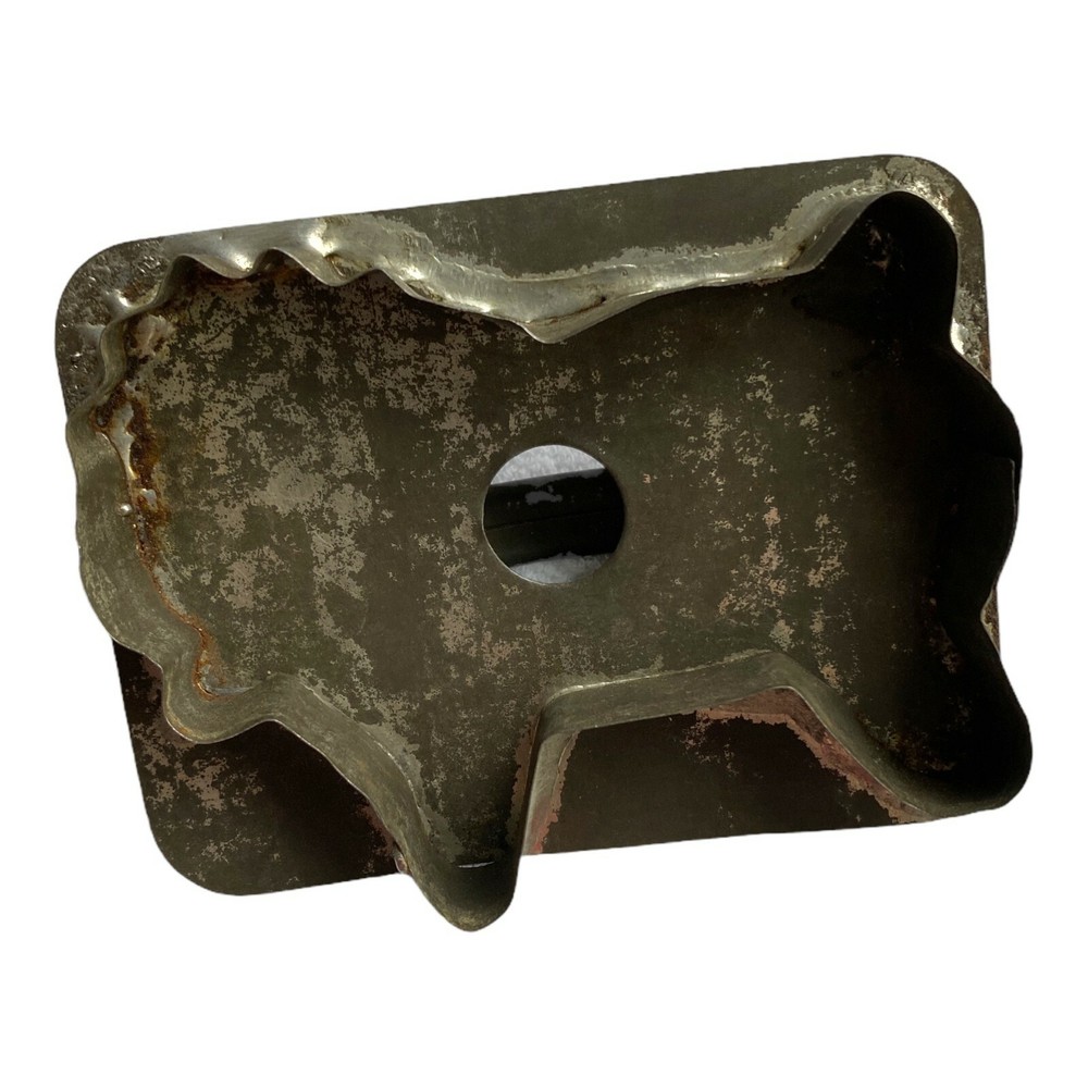 AAFA Cookie Cutter Lion Antique Primitive Tin Strap Handle