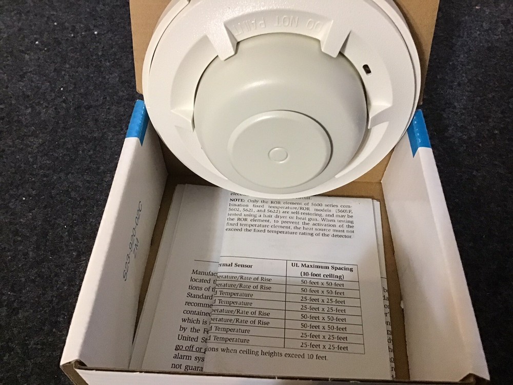 SYSTEM SENSOR 5600 SERIES 135 DGREE HEAT DETECTOR