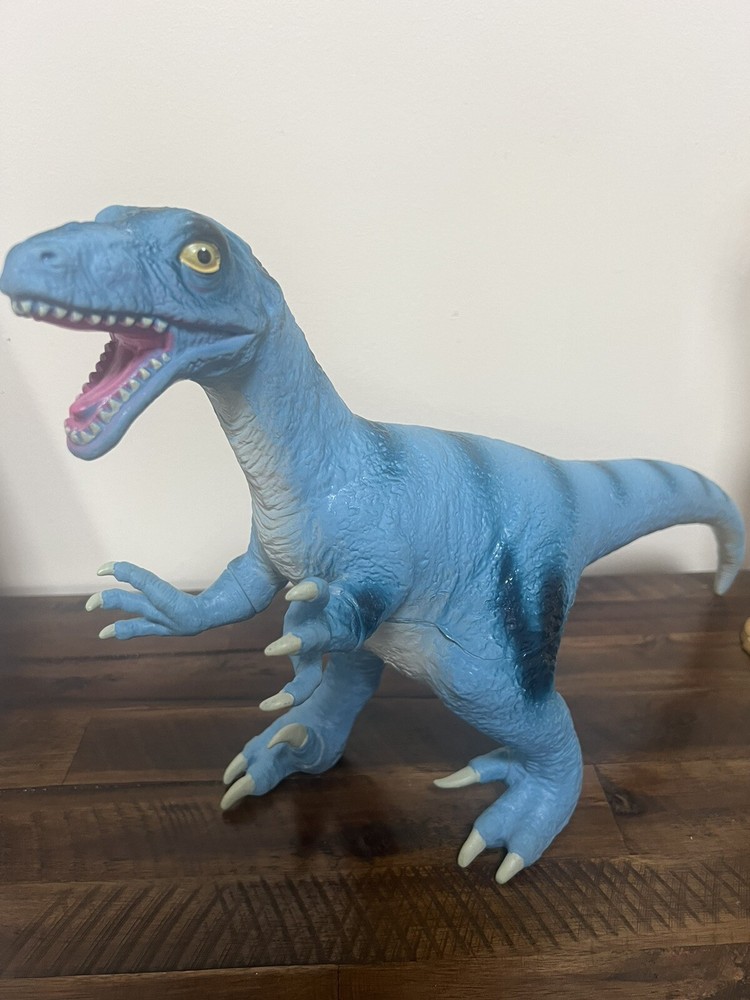 VELOCIRAPTOR 22” Blue Dinosaur Preowned