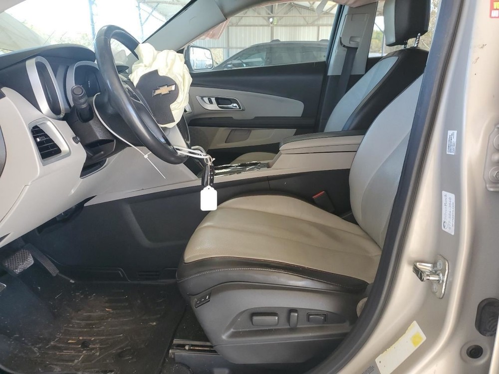 EQUINOX 2012 Glove Box 4734566