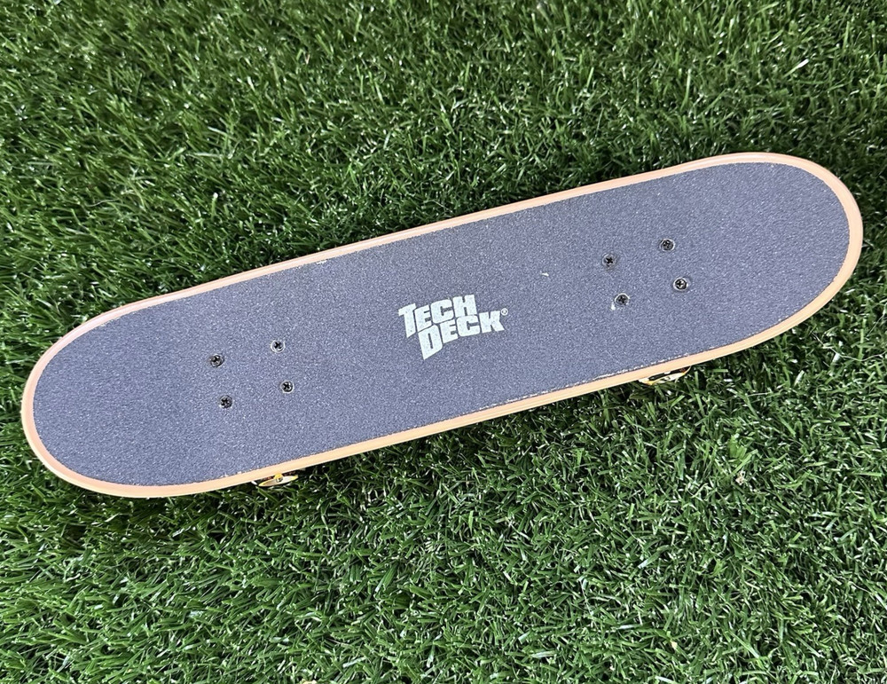Tech Deck World Industries Handboard Devilman Classic Logo Black Red 10.75" Used