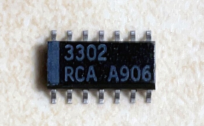 RCA LM3302 Low Power Quad Comparator - NOS