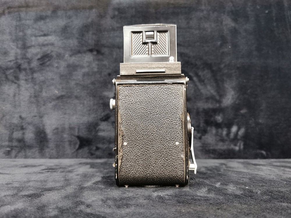 Vintage Yashica-Mat Model Copal MXV Camera