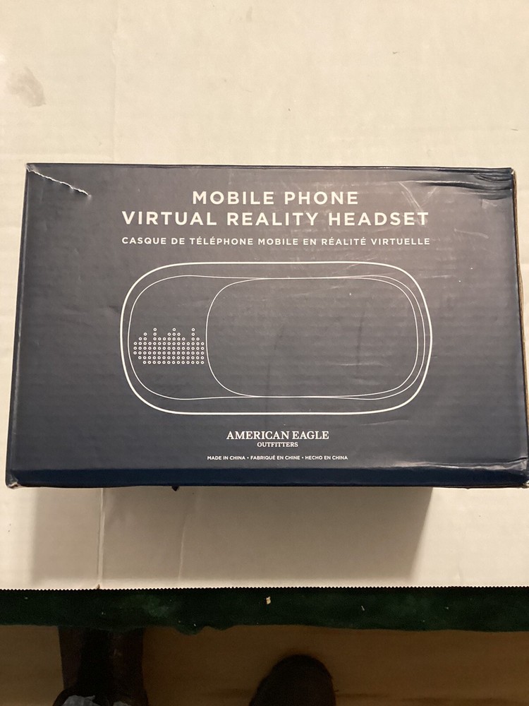 American Eagle Outfitters Mobile Phone Virtual Reality Headset