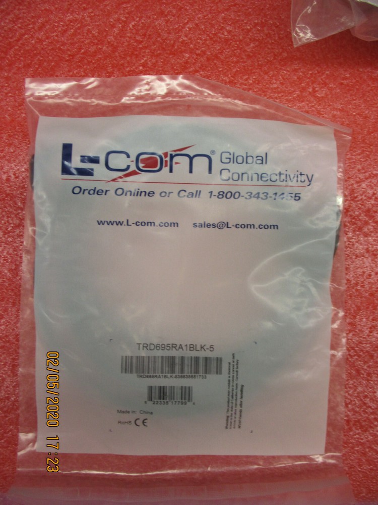 L-Com - TRD695RA1BLK-5 - CABLE, RJ45, DOWN EXIT, 5 FEET