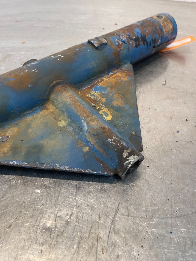 Long 260 Tractor Center Front Axle Bracket
