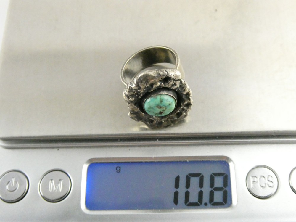 Southwestern Unmarked Sterling Silver Turquoise Brutalist Setting Ring Size 4.75