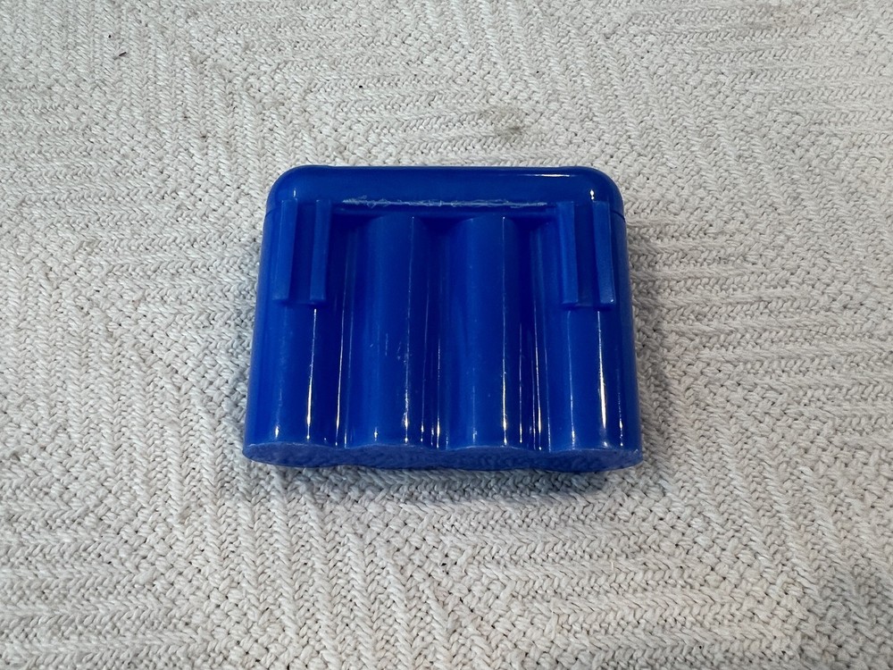 AA/AAA Battery Plastic Storage Case, Blue