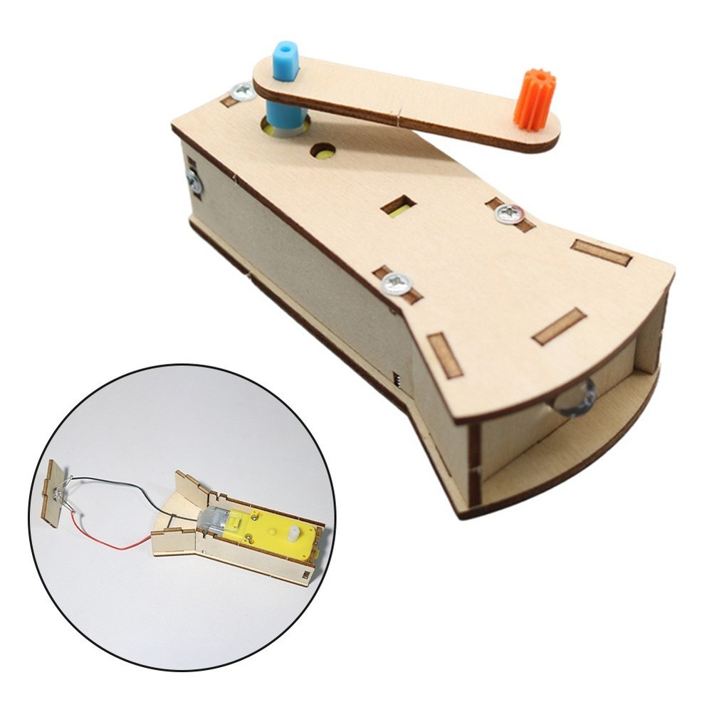 DIY Hand Cranked Flashlight with Extendable Rod for Stable Power Output