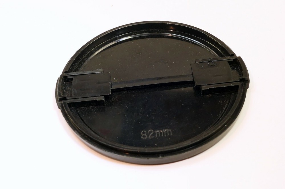 HAMA 82mm Black Plastic Front Lens Cap Snap On