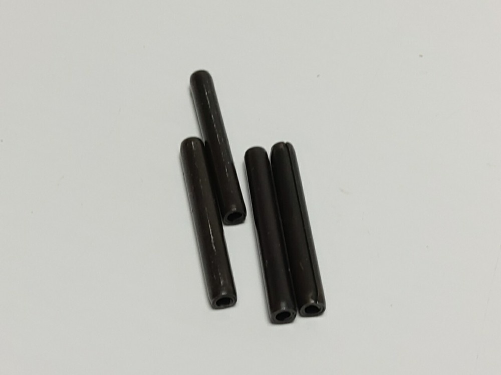 LOT OF 4 MAX PINS FF21229 (NOS)