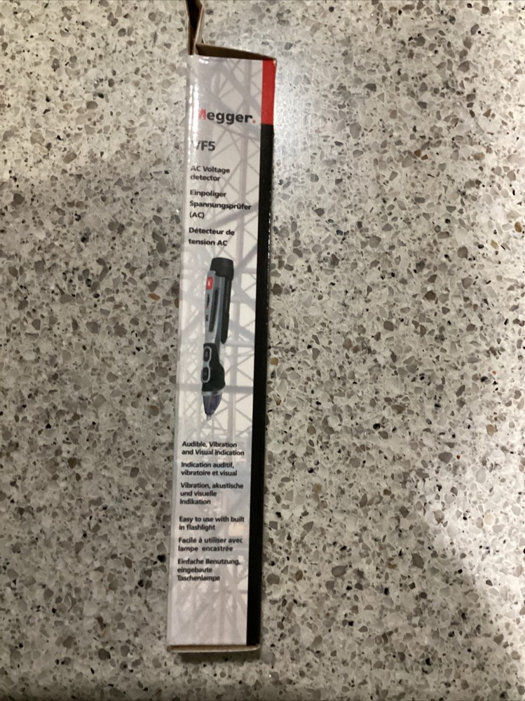 Megger VF5 - AC Voltage Detector with Flashlight