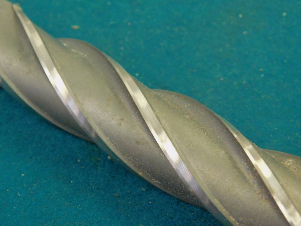 Quinco HSS 15/16" x 4.0" LOC End Mill