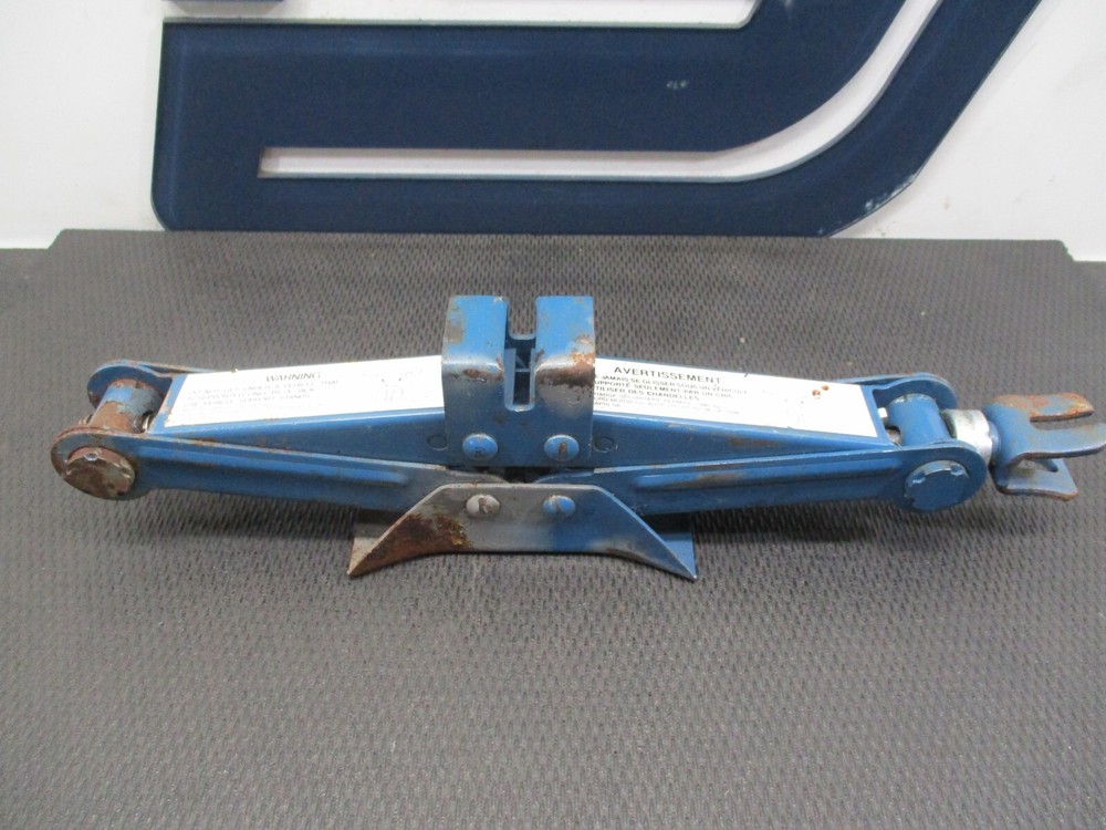 1991 Mercury Capri - Emergency Jack + Lug Wrench