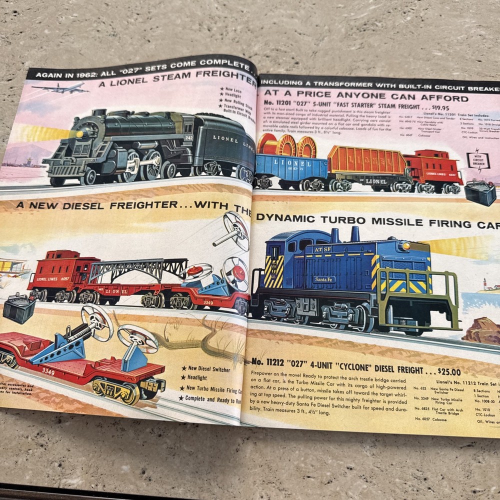 1962 Lionel Railroad Train Catalog Original VGC