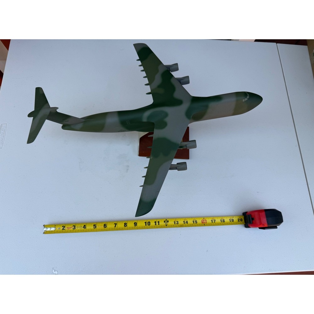 Lockheed C-5 Galaxy USAF MAC Space Models Display Airplane
