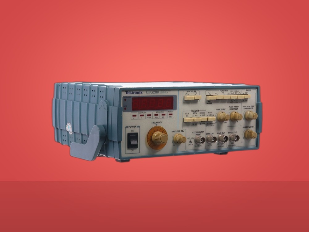 Tektronix CFG280 Function Generator